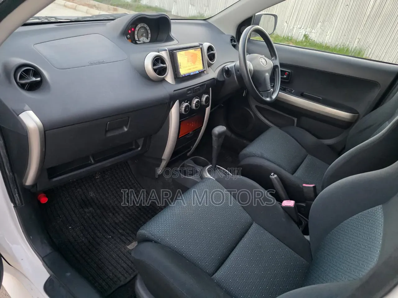 Toyota IST 2006 White