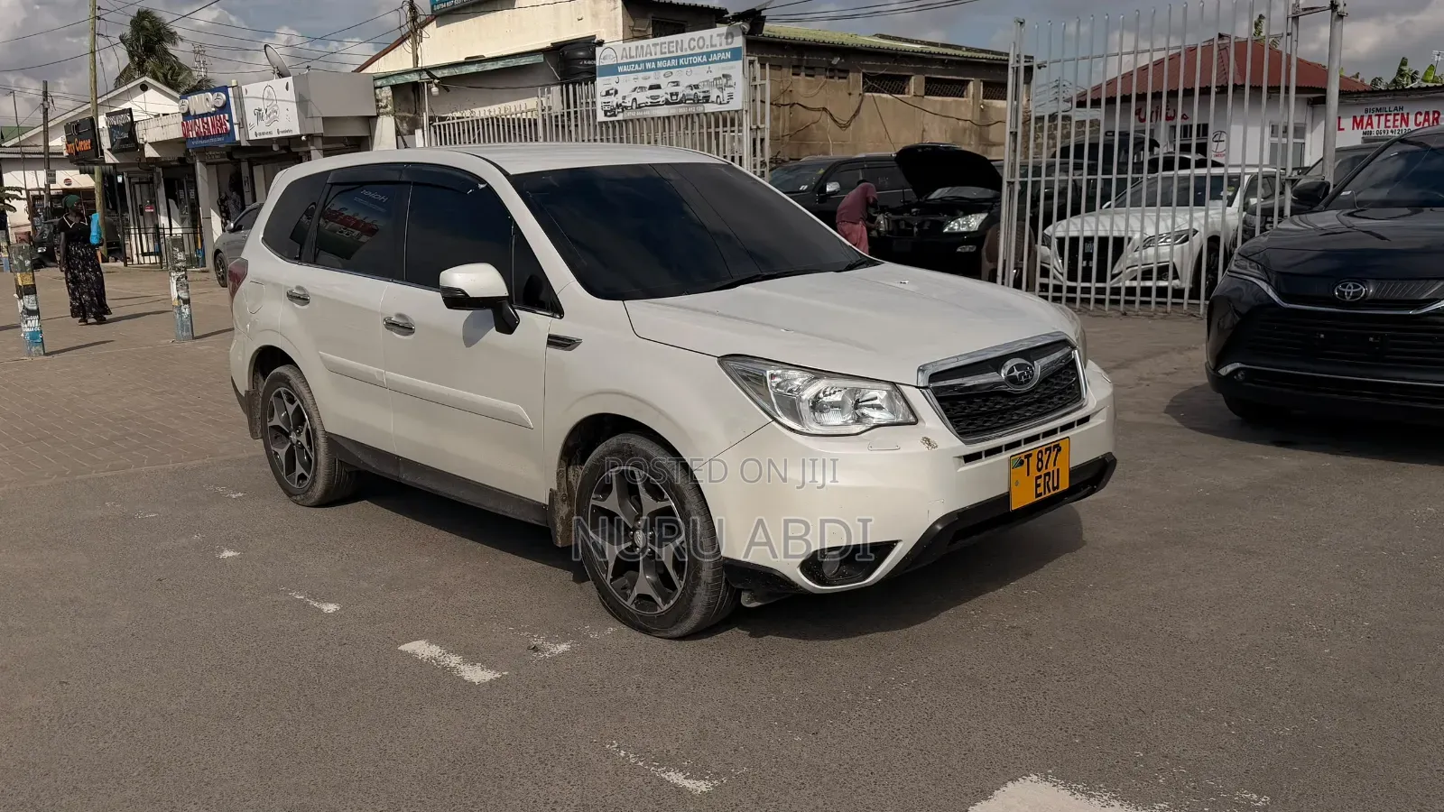 Subaru Forester 2.0XT Premium 4dr SUV AWD (2.0L 4cyl Turbo CVT) 2014 White