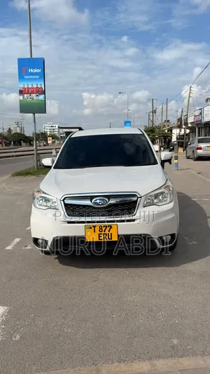 Subaru Forester 2.0XT Premium 4dr SUV AWD (2.0L 4cyl Turbo CVT) 2014 White