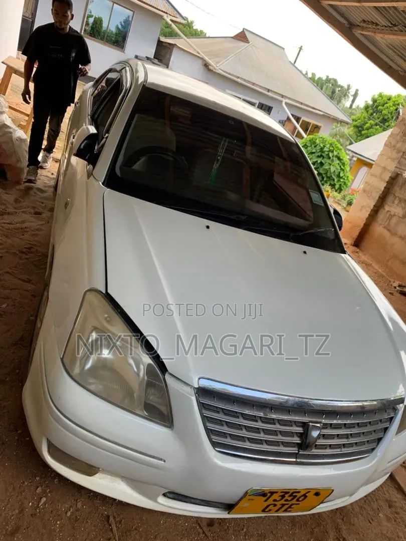 Toyota Premio 2004 White