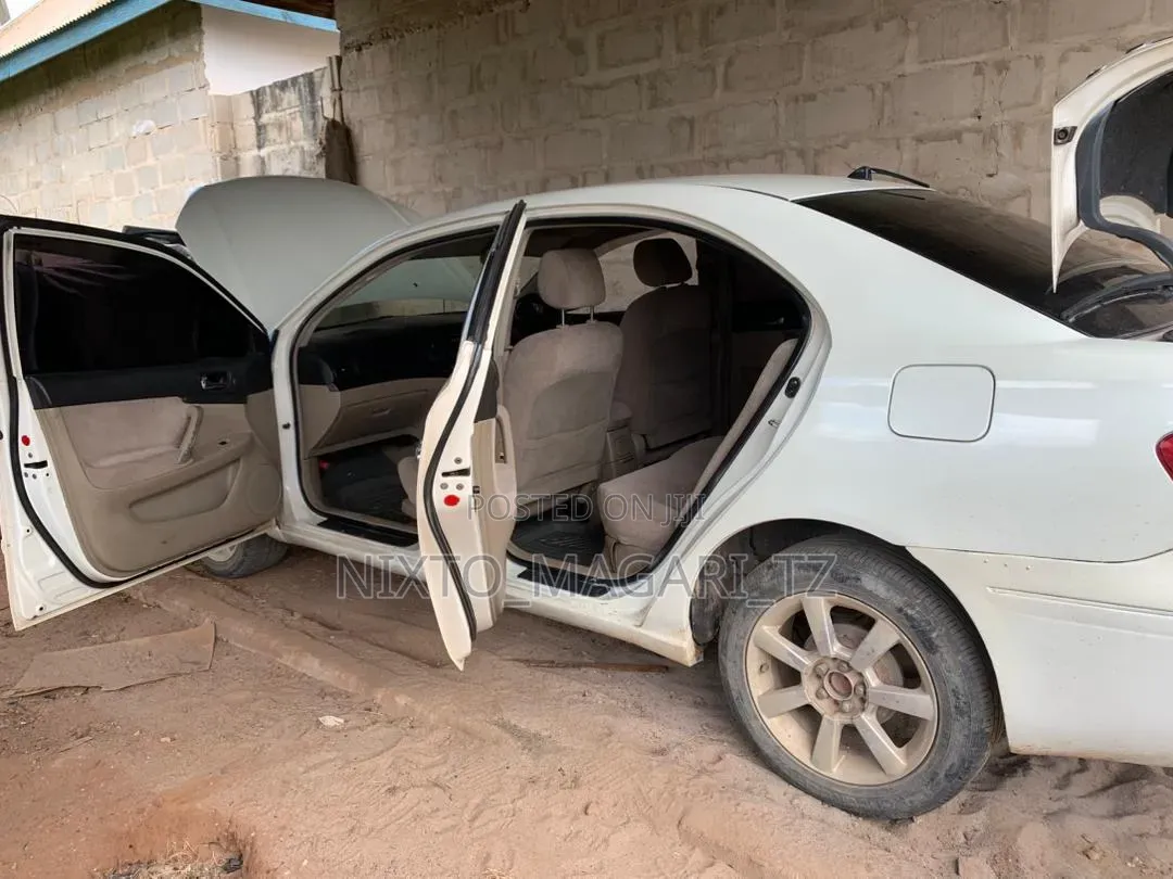 Toyota Premio 2004 White