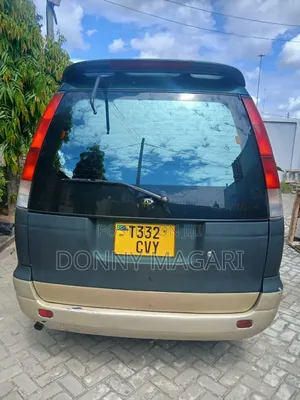 Toyota Noah 2003 Green