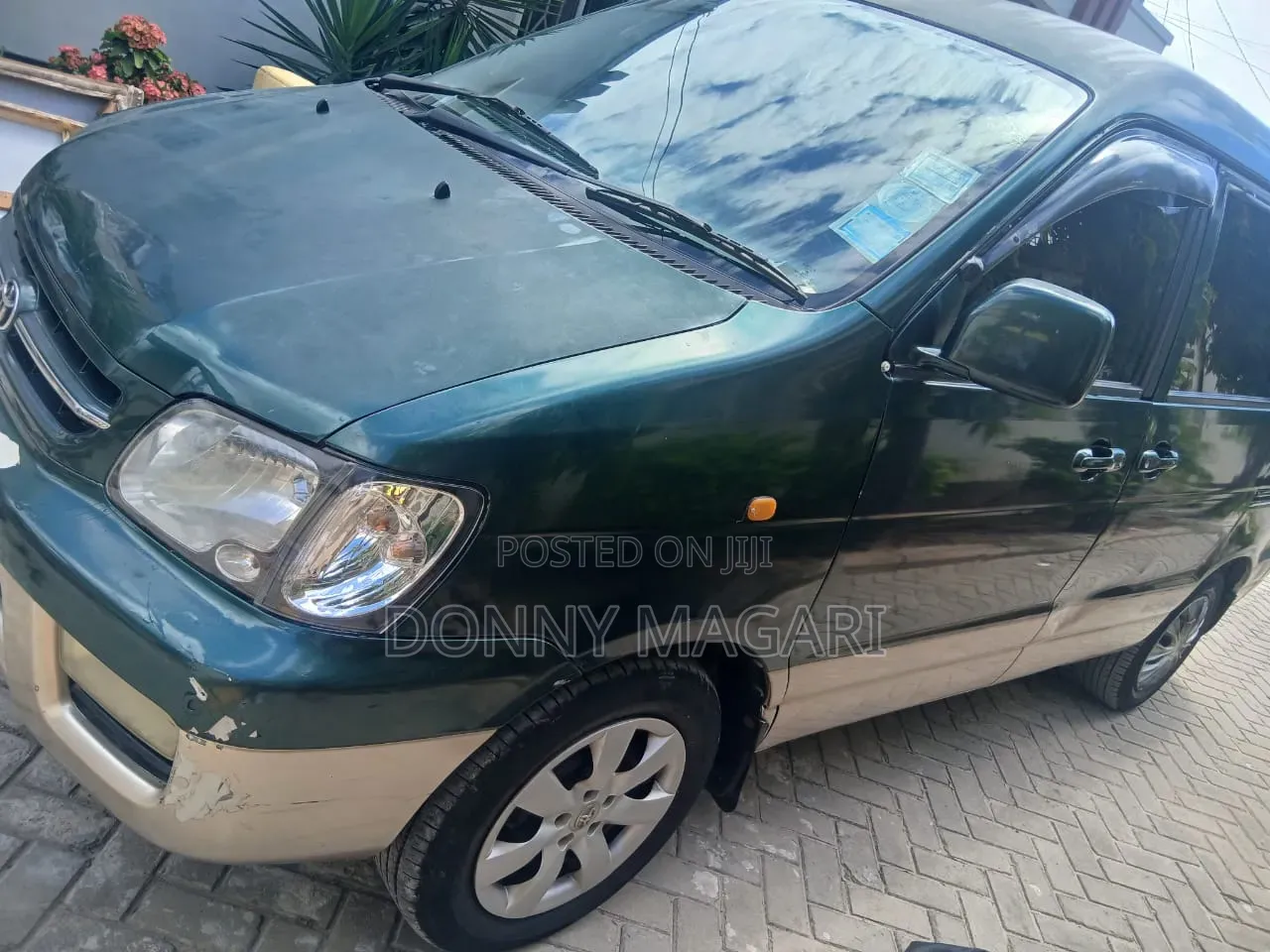 Toyota Noah 2003 Green