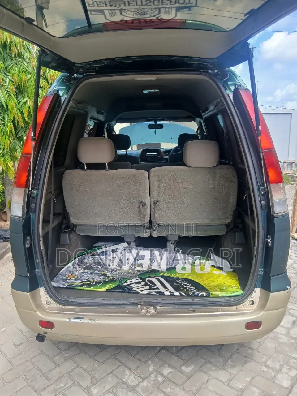 Toyota Noah 2003 Green