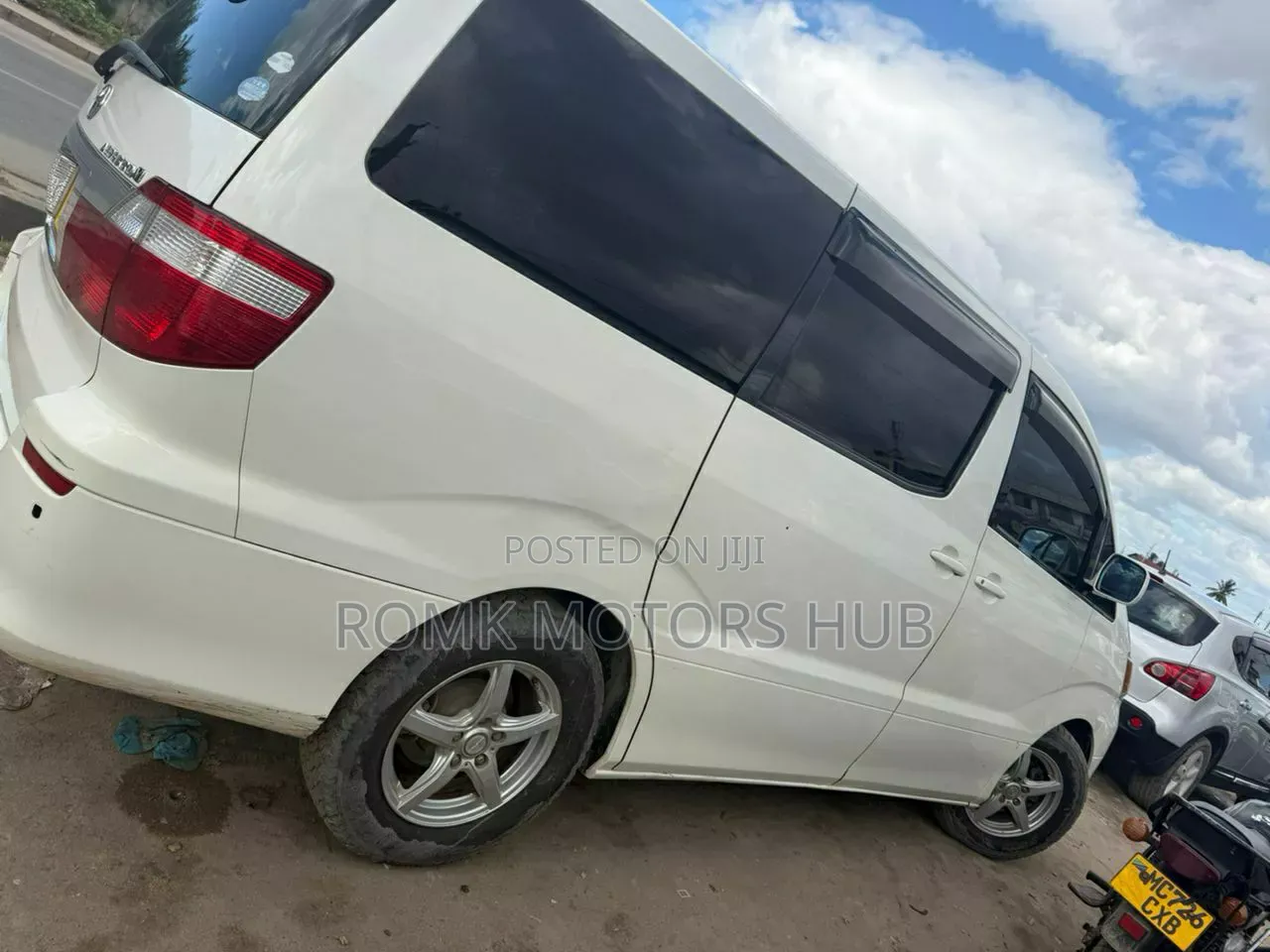 Toyota Alphard 2006 White