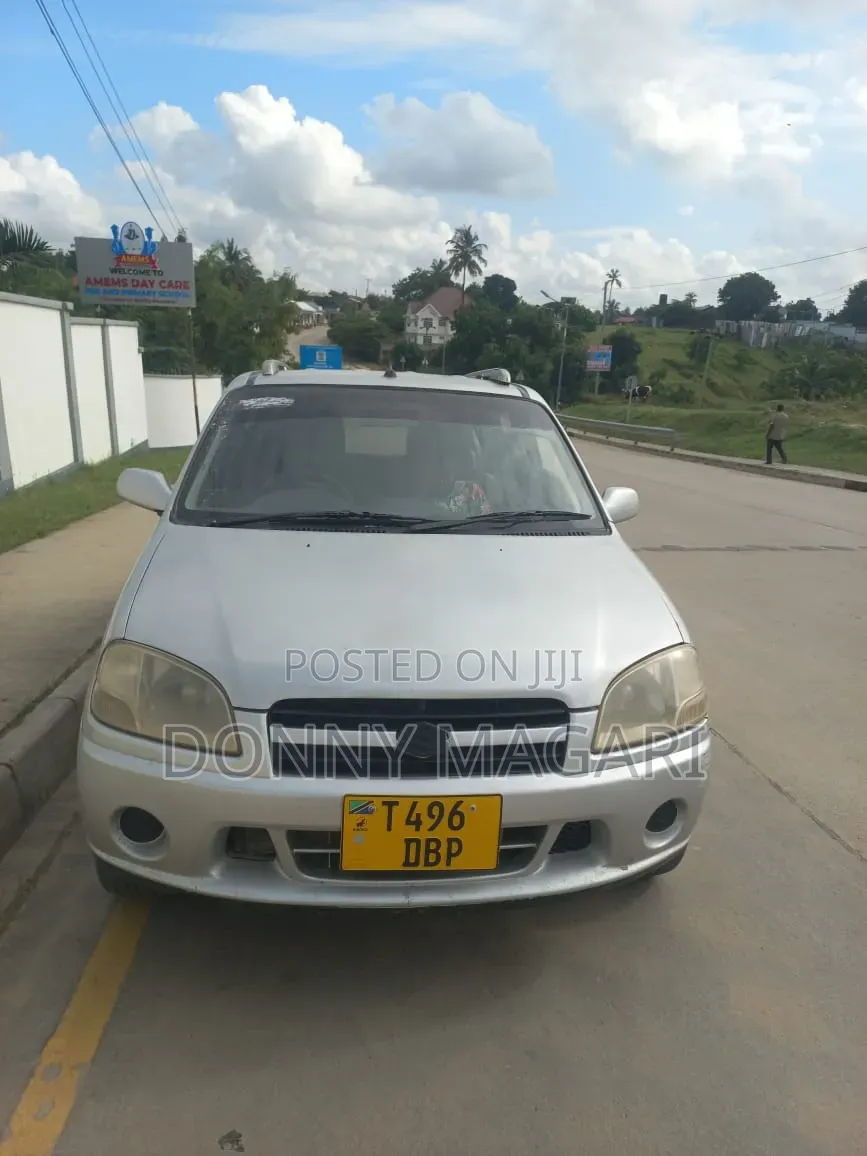 Suzuki Swift 2002 Silver
