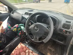 Suzuki Swift 2002 Silver
