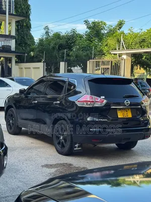 Nissan X-Trail 2015 Black
