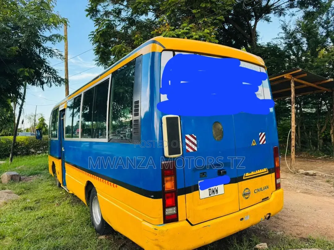 Nissan Civilian 2007 Yellow