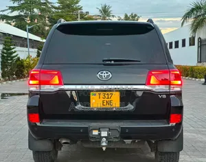 Toyota Land Cruiser 2021 Black