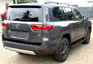 Toyota Land Cruiser 2024 Gray