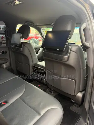 Toyota Land Cruiser 2024 Gray