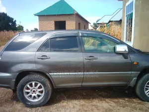 Toyota Harrier 2.2 16V 2001 Gray