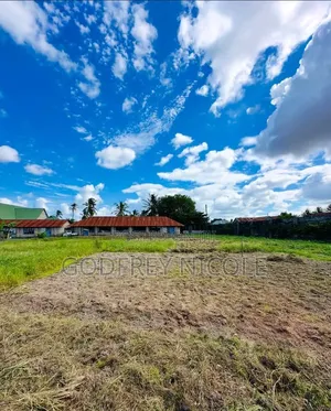 Plot for Sale Eneo Linauzwa Dar Es Salaam Kitunda Kizinga SQM 9500