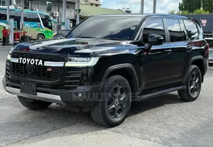 Toyota Land Cruiser 2023 Black