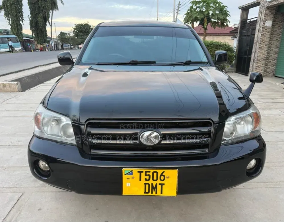 Toyota Kluger 2004 Black
