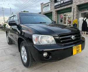 Toyota Kluger 2004 Black