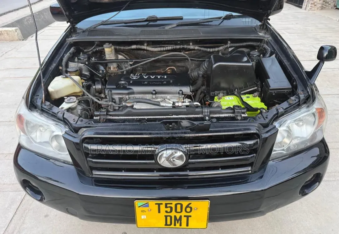 Toyota Kluger 2004 Black