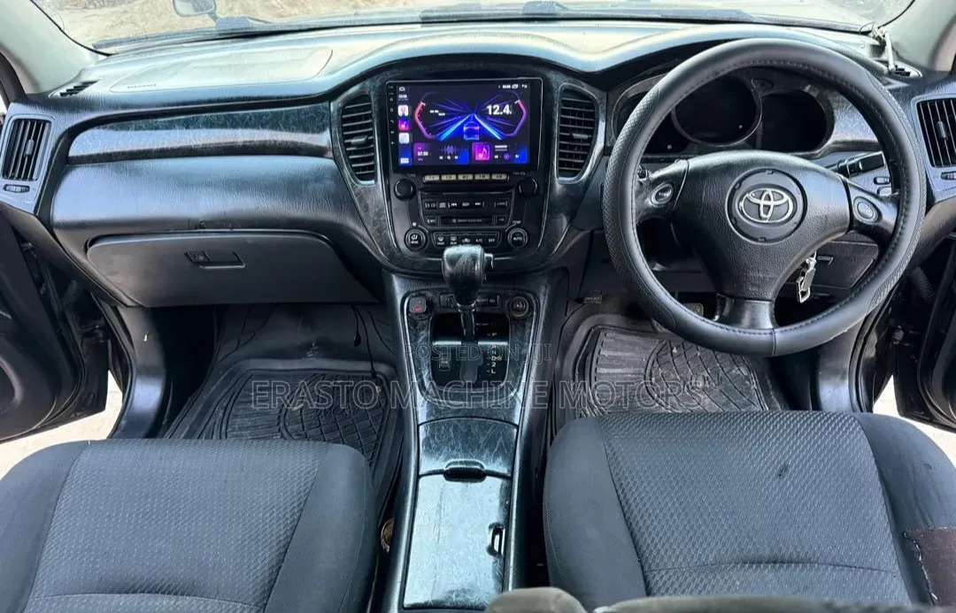Toyota Kluger 2004 Black