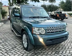 Land Rover Discovery 2013 Blue