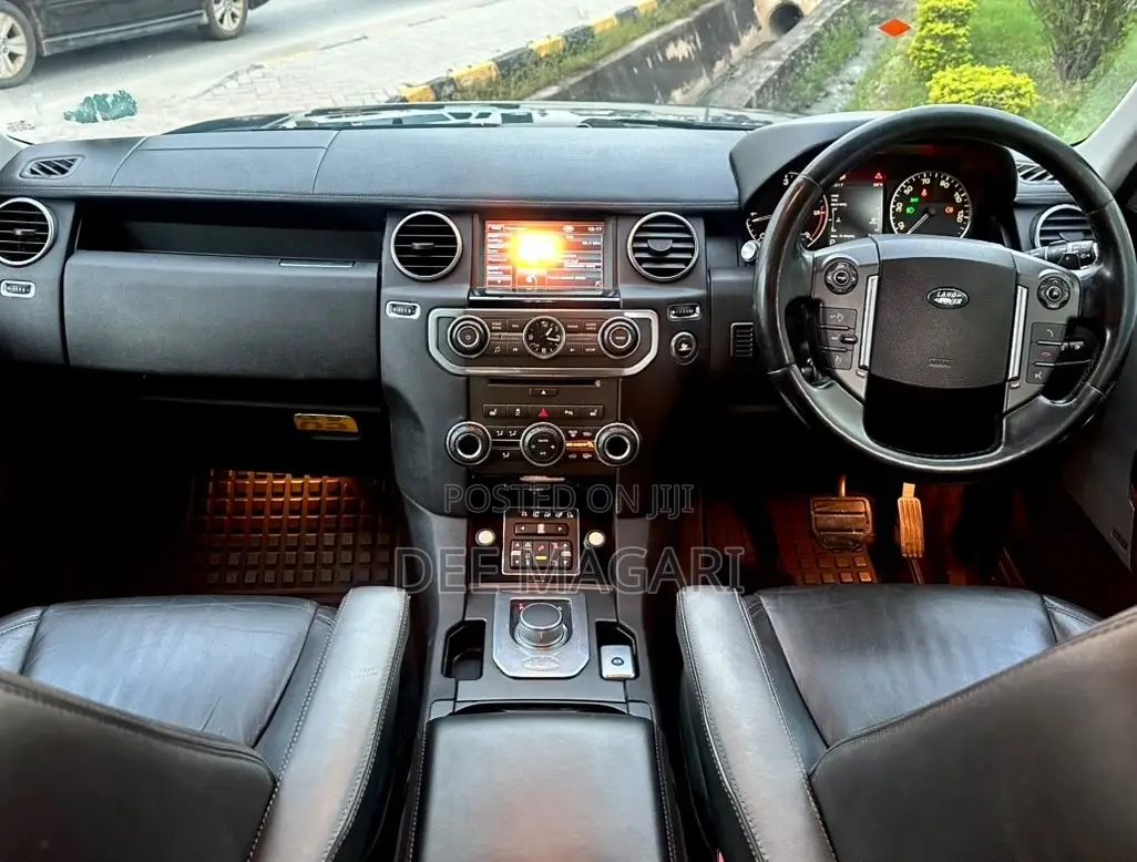 Land Rover Discovery 2013 Blue