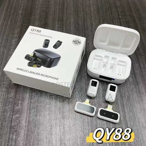 Qy88 Wireless Lavalier Microphone