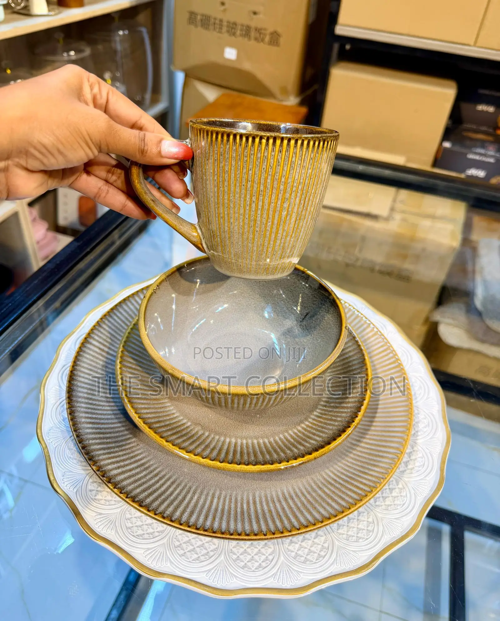 Dinner Set 4/4/4/4 