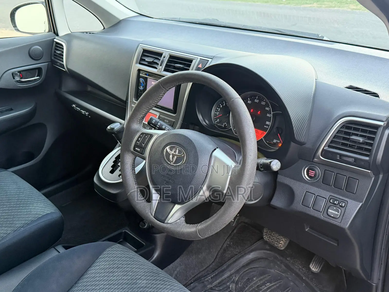 Toyota Ractis 2012 Black