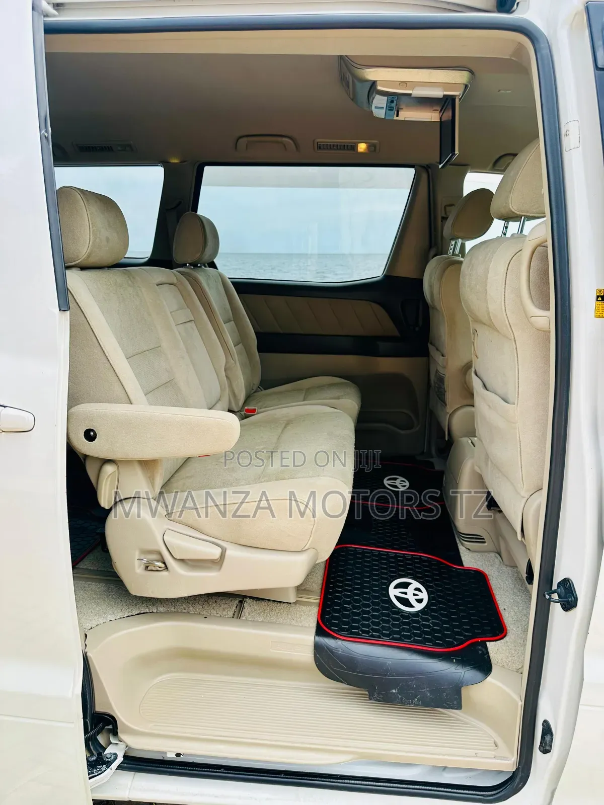 Toyota Alphard 2005 White