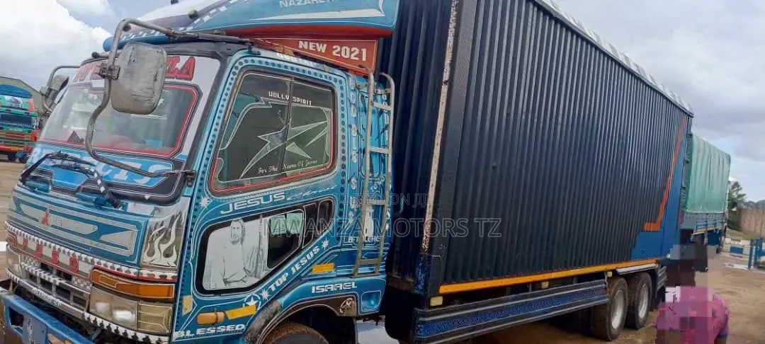 Fuso Tandam Kali 1999 Blue