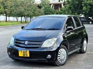 Toyota IST 2004 Black