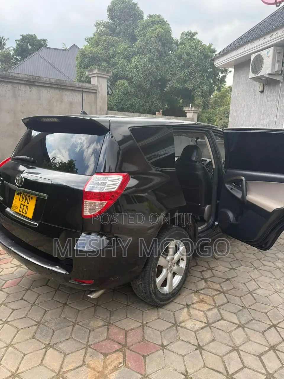 Toyota Vanguard 2007 Black
