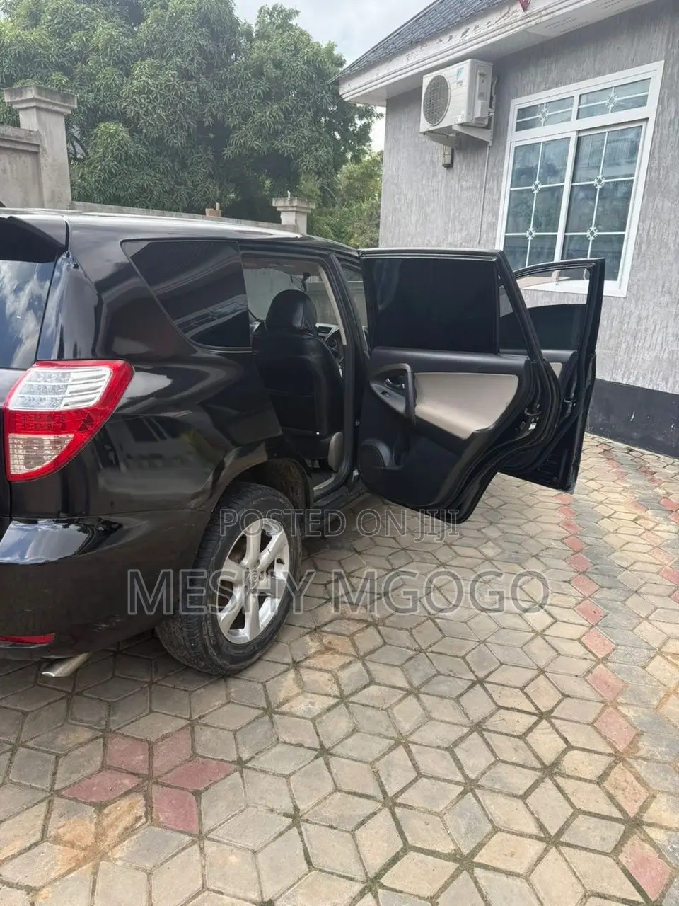 Toyota Vanguard 2007 Black