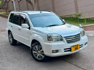 Nissan X-Trail 2004 White