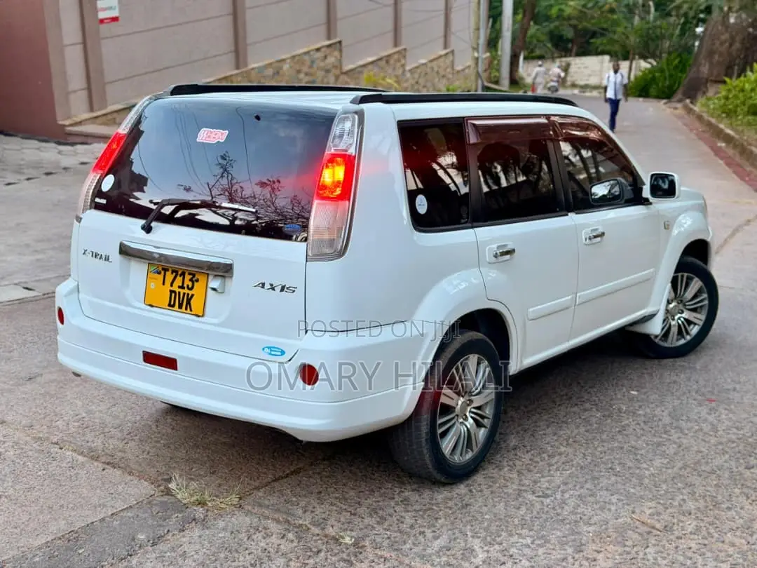 Nissan X-Trail 2004 White