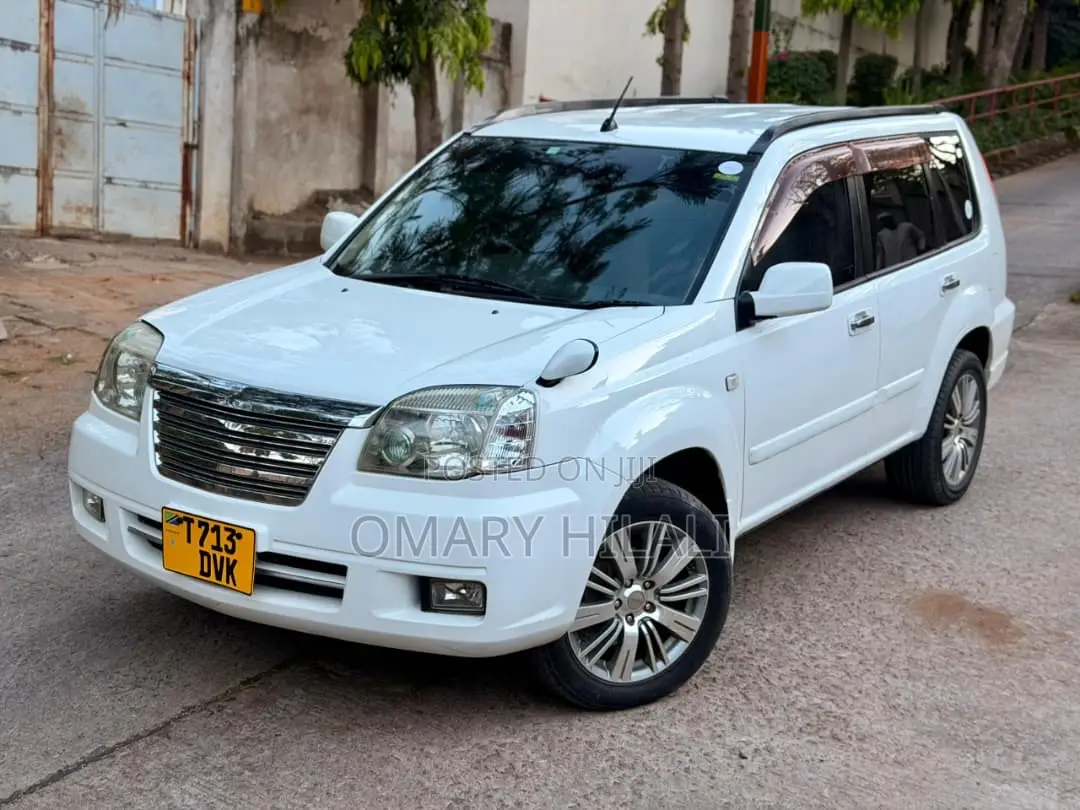 Nissan X-Trail 2004 White