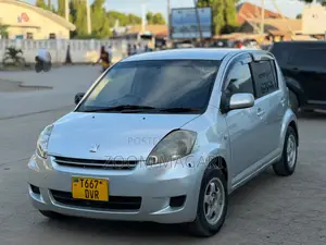 Toyota Passo 2004 Silver