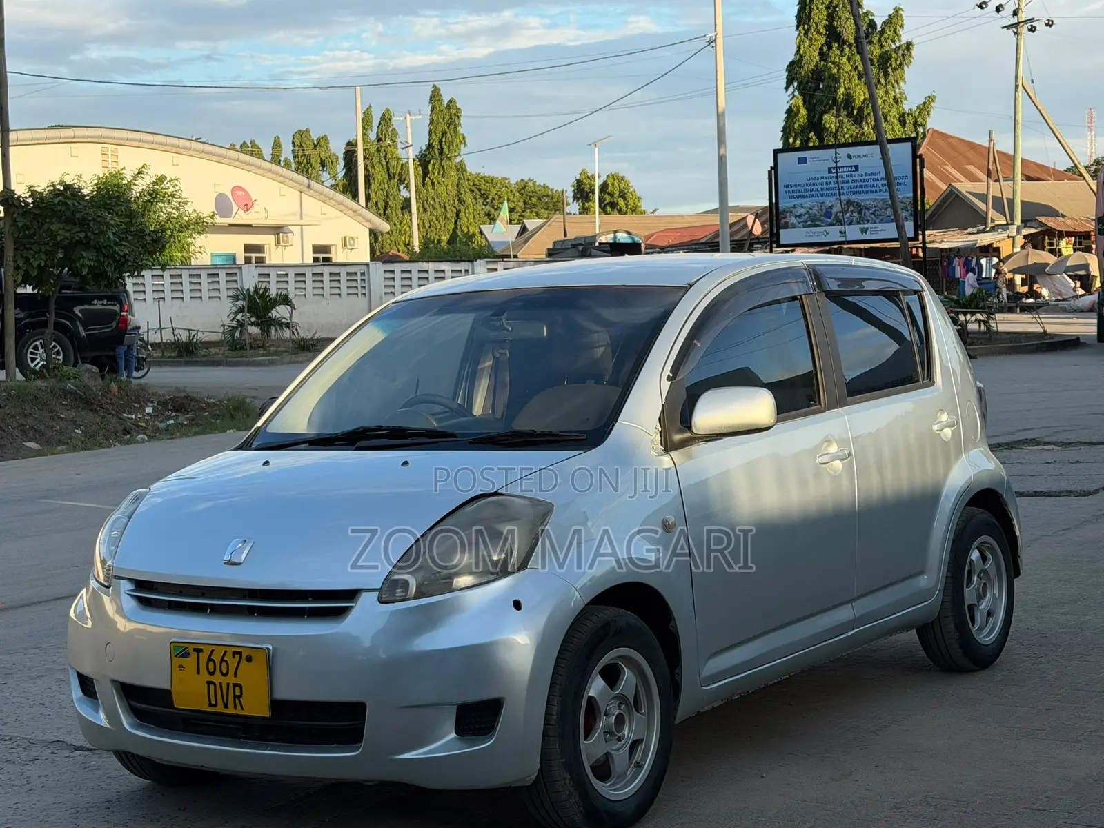 Toyota Passo 2004 Silver