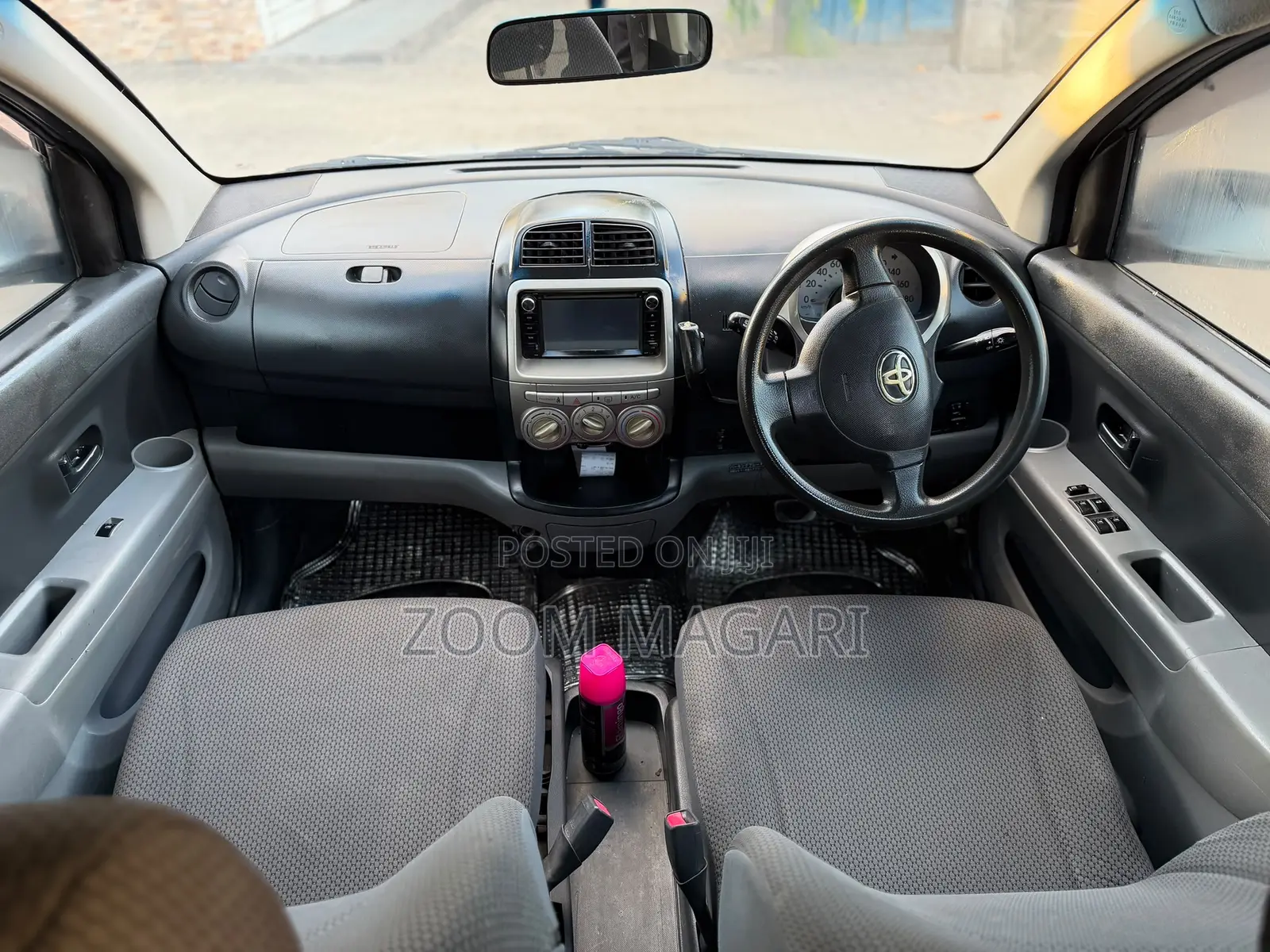 Toyota Passo 2004 Silver