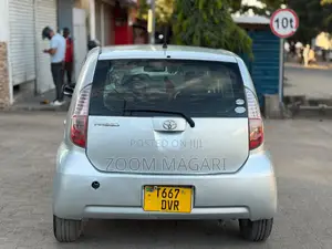Toyota Passo 2004 Silver