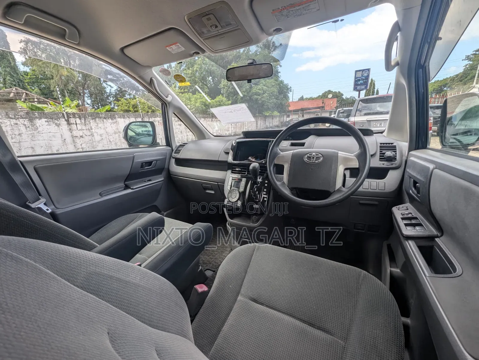 Toyota Noah 2008 Blue