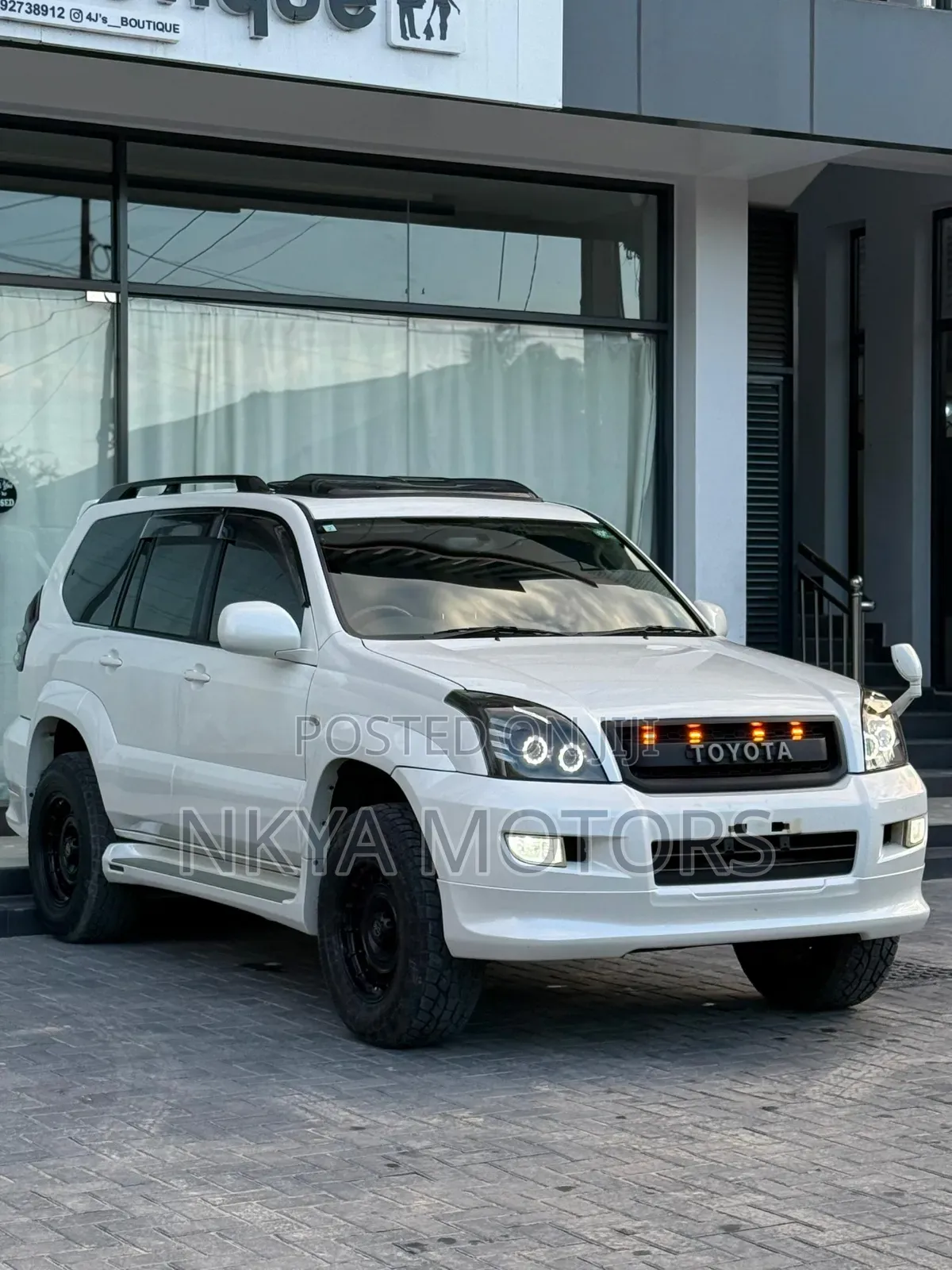 Toyota Land Cruiser Prado 2007 White