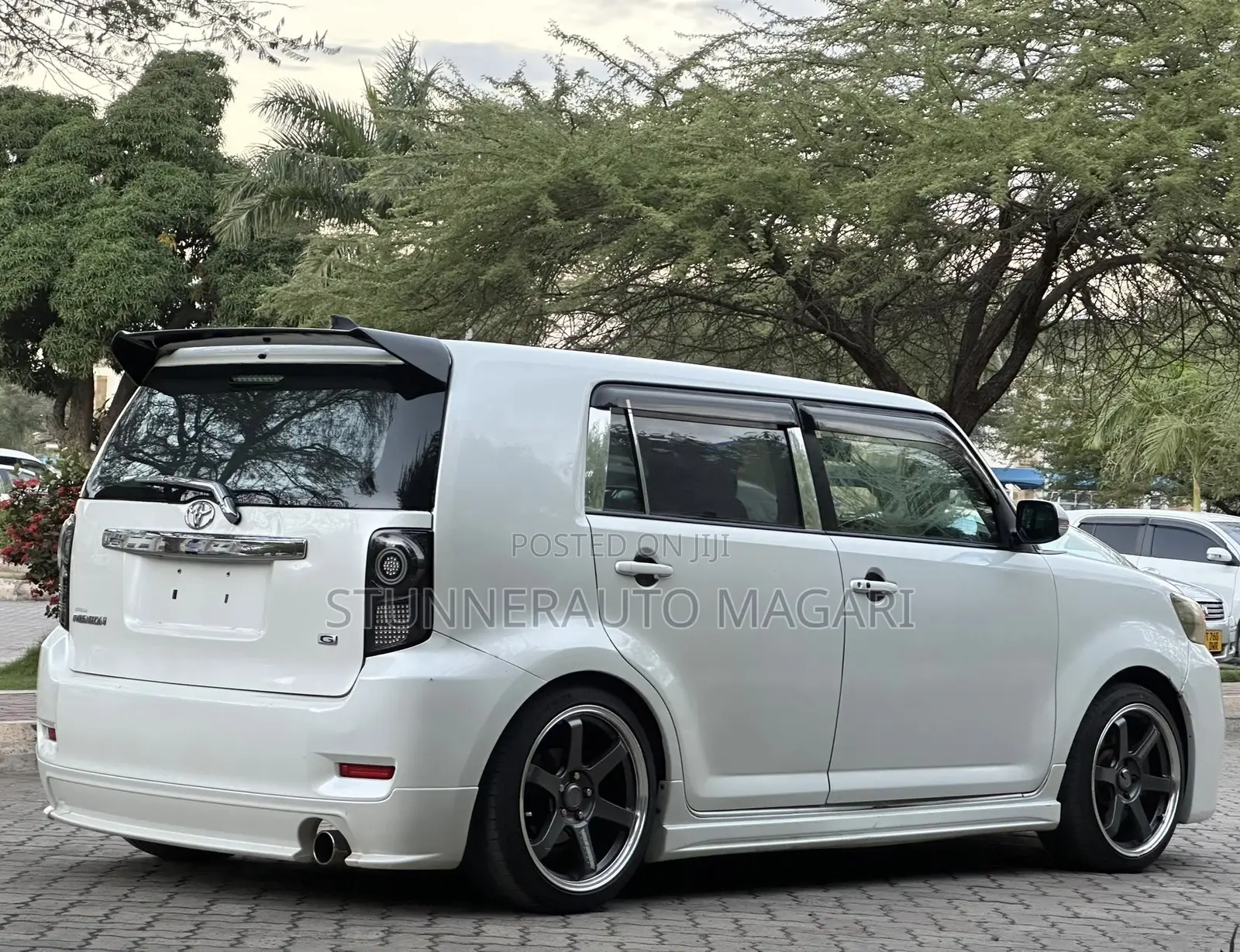 Toyota Corolla Rumion 2009 Pearl