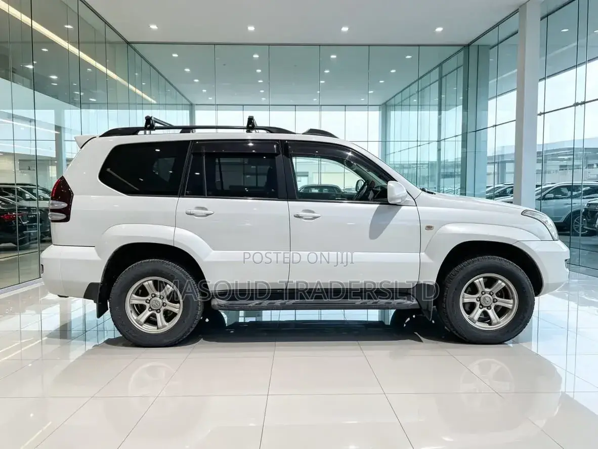 Toyota Land Cruiser Prado 2007 White