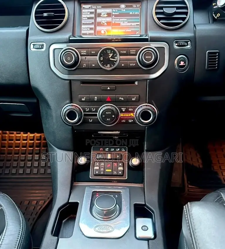Land Rover Discovery 2013 Green