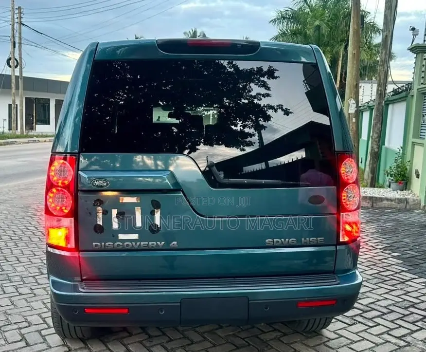 Land Rover Discovery 2013 Green