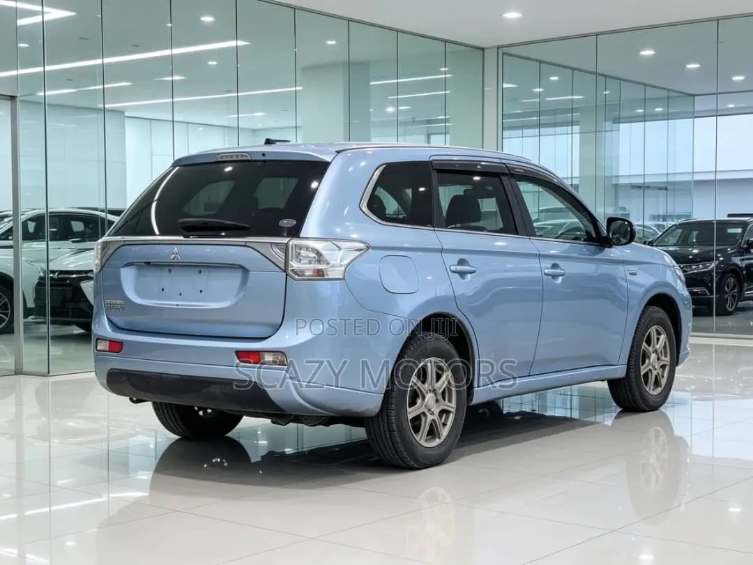 Mitsubishi Outlander 2015 Blue