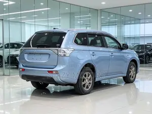 Mitsubishi Outlander 2015 Blue