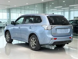 Mitsubishi Outlander 2015 Blue