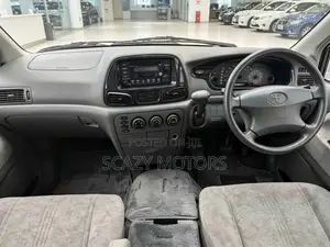 Toyota Noah 2004 White